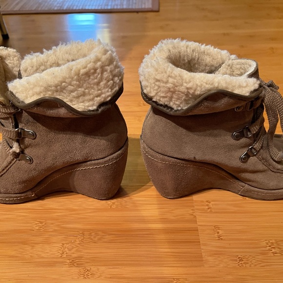 Rocket Dog Suede Booties Wedge Heel 8-1/2 - Picture 6 of 14